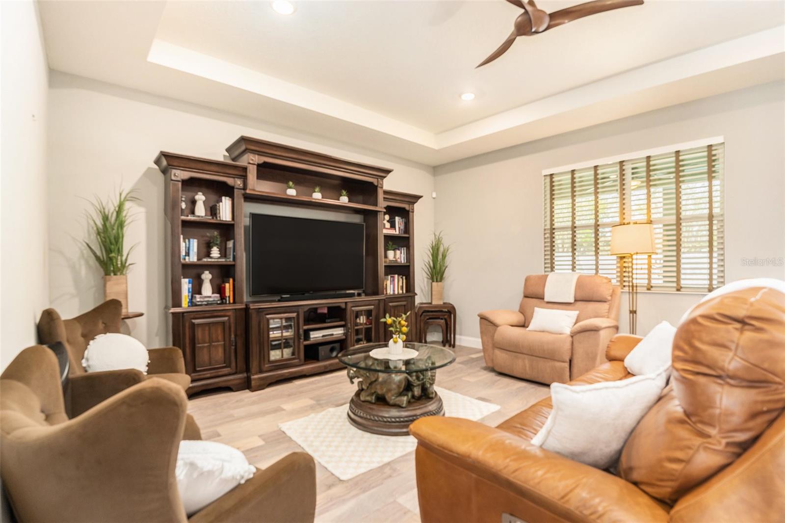 25325 WELSH POPPY WAY