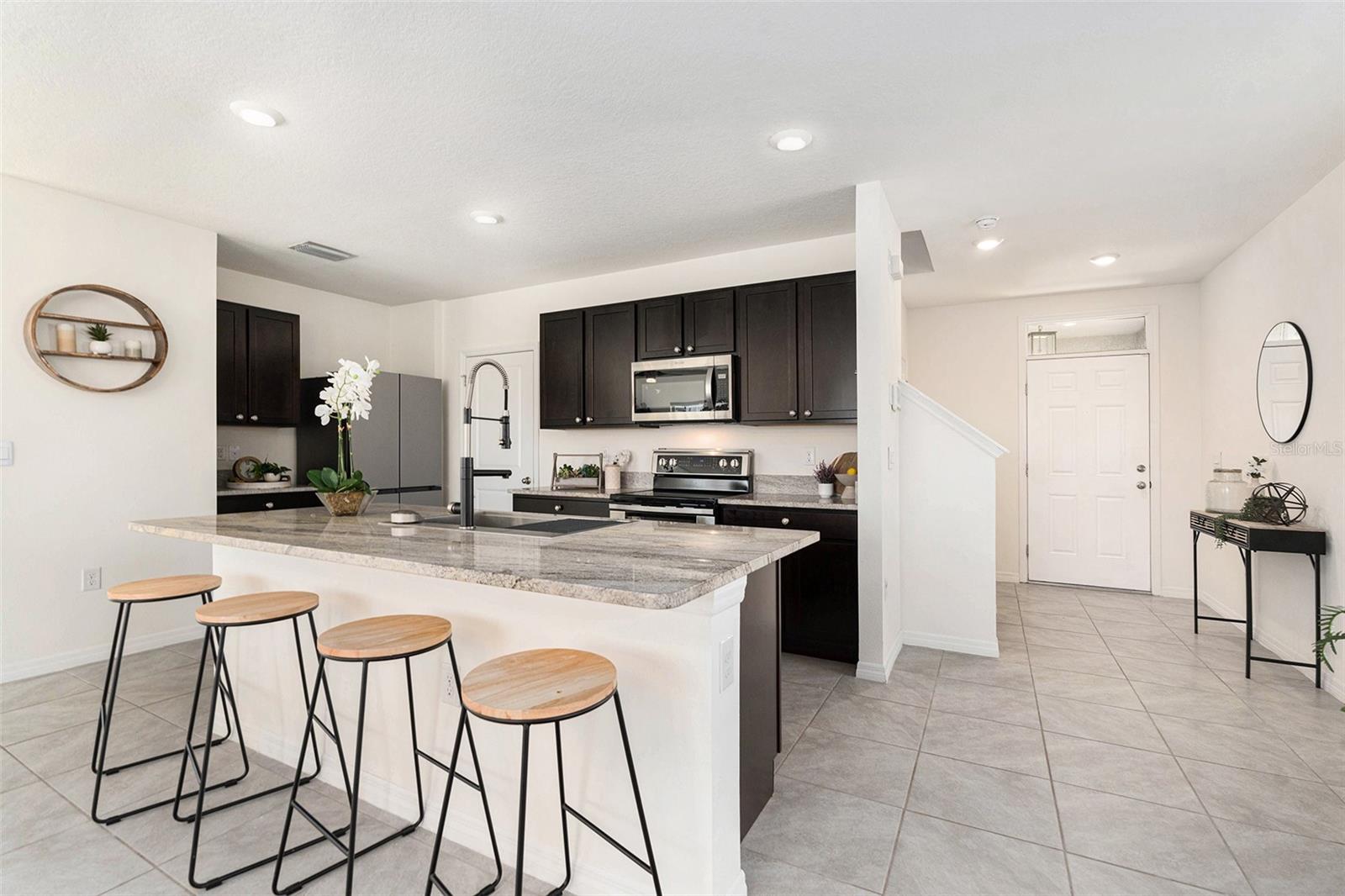 10506 PENNY GALE LOOP