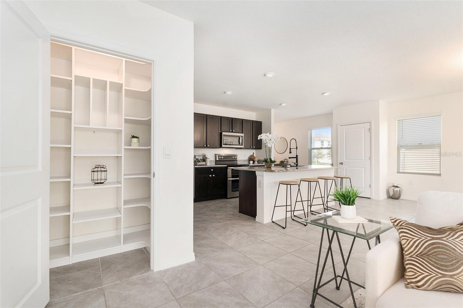 10506 PENNY GALE LOOP