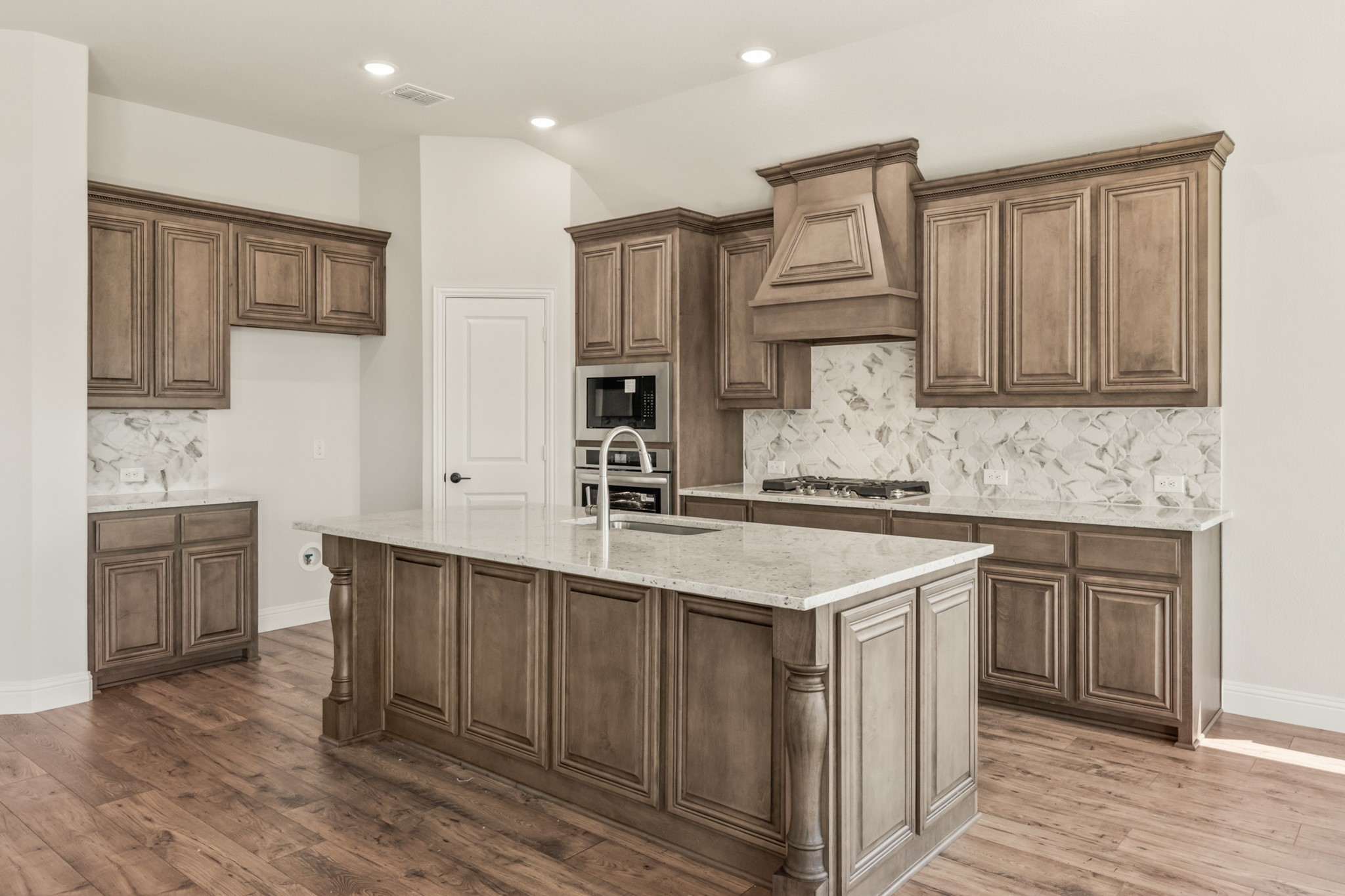 9517 Ocelot Court