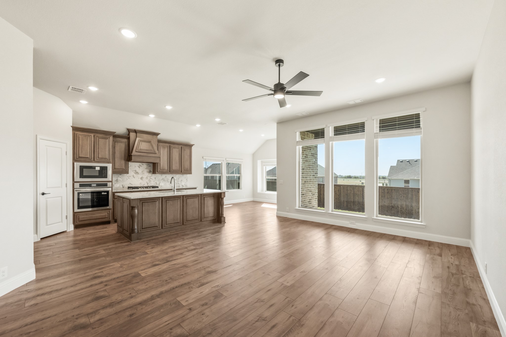 9517 Ocelot Court