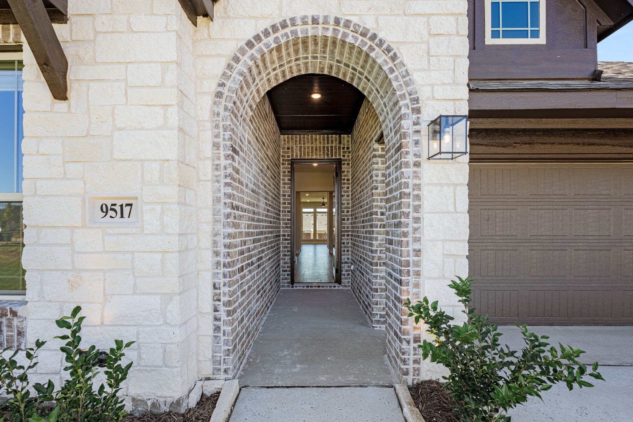 9517 Ocelot Court