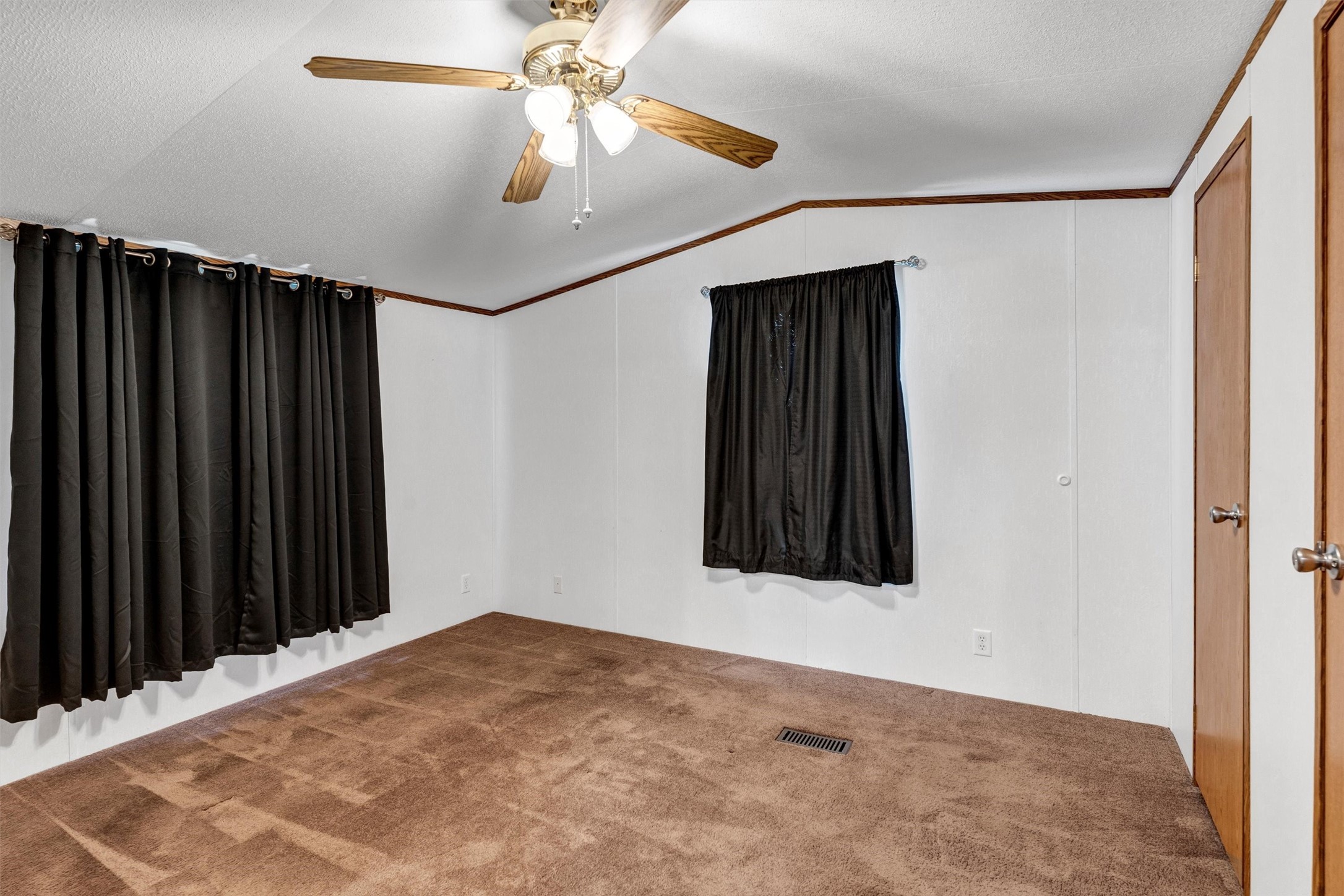 7093 Horseshoe Bend Trail