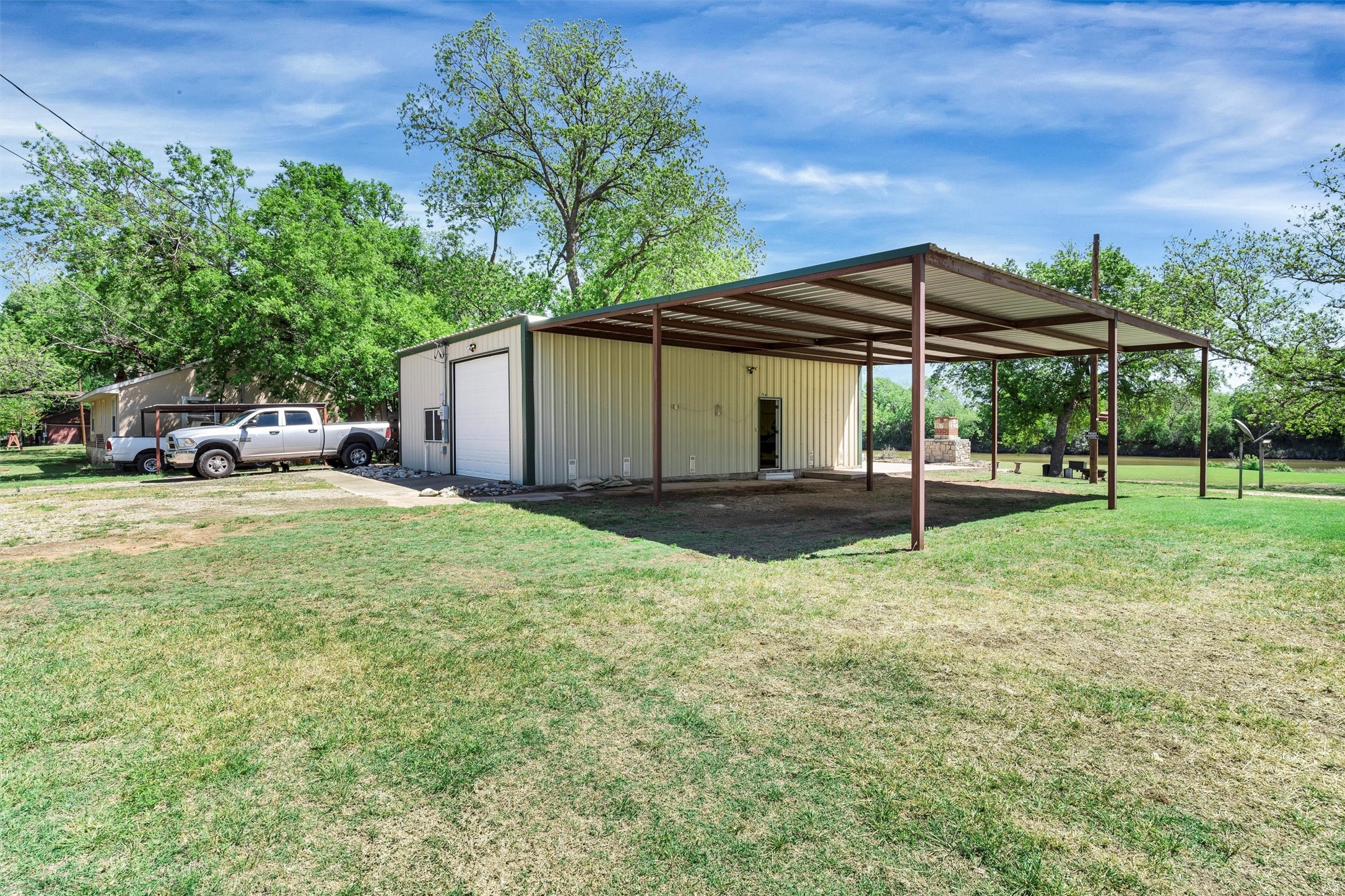 7093 Horseshoe Bend Trail