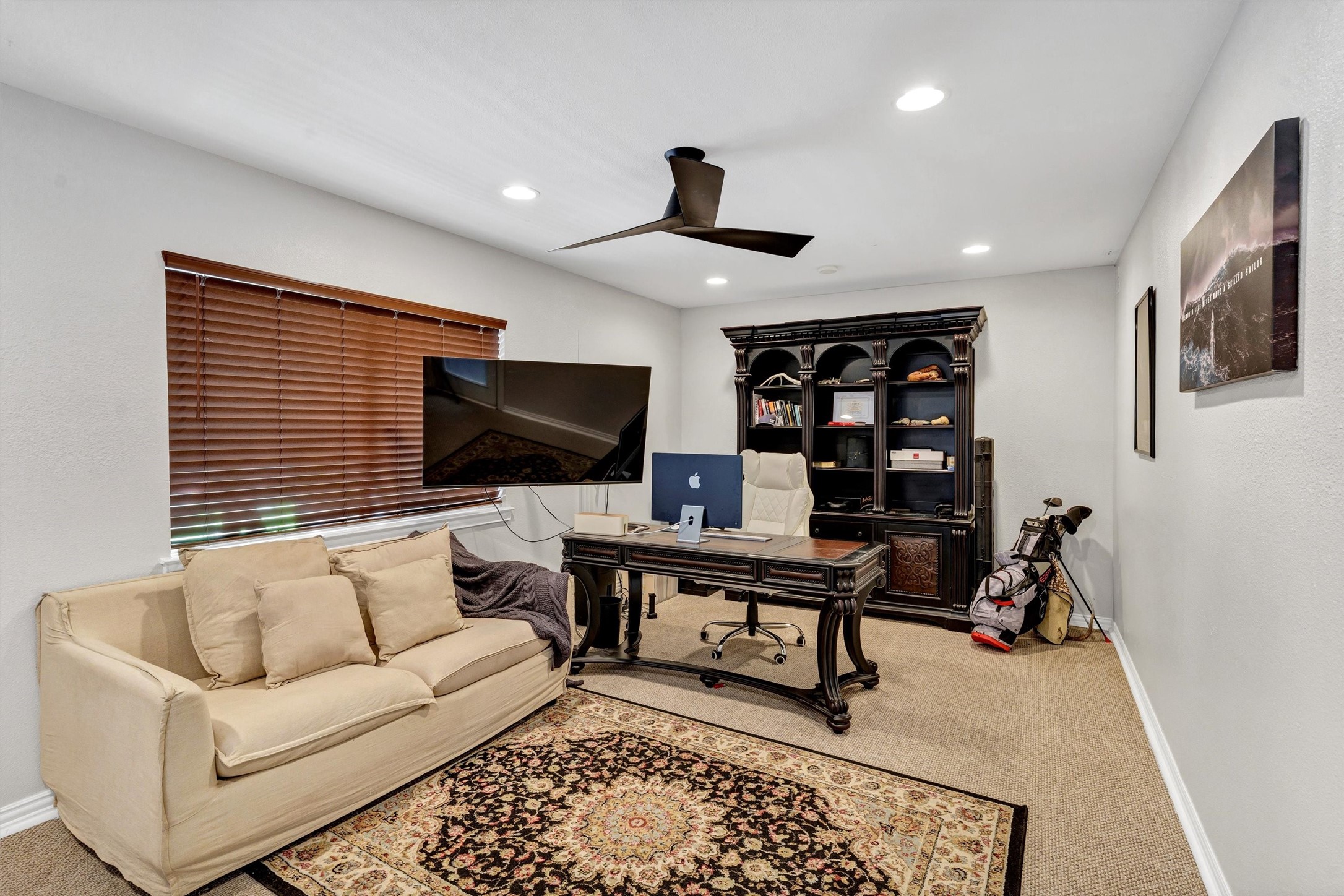 3404 Oak Leaf Drive
