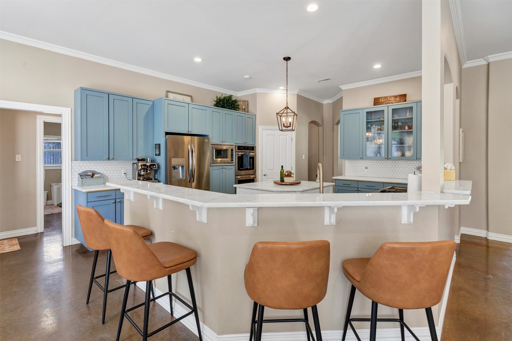 3404 Oak Leaf Drive