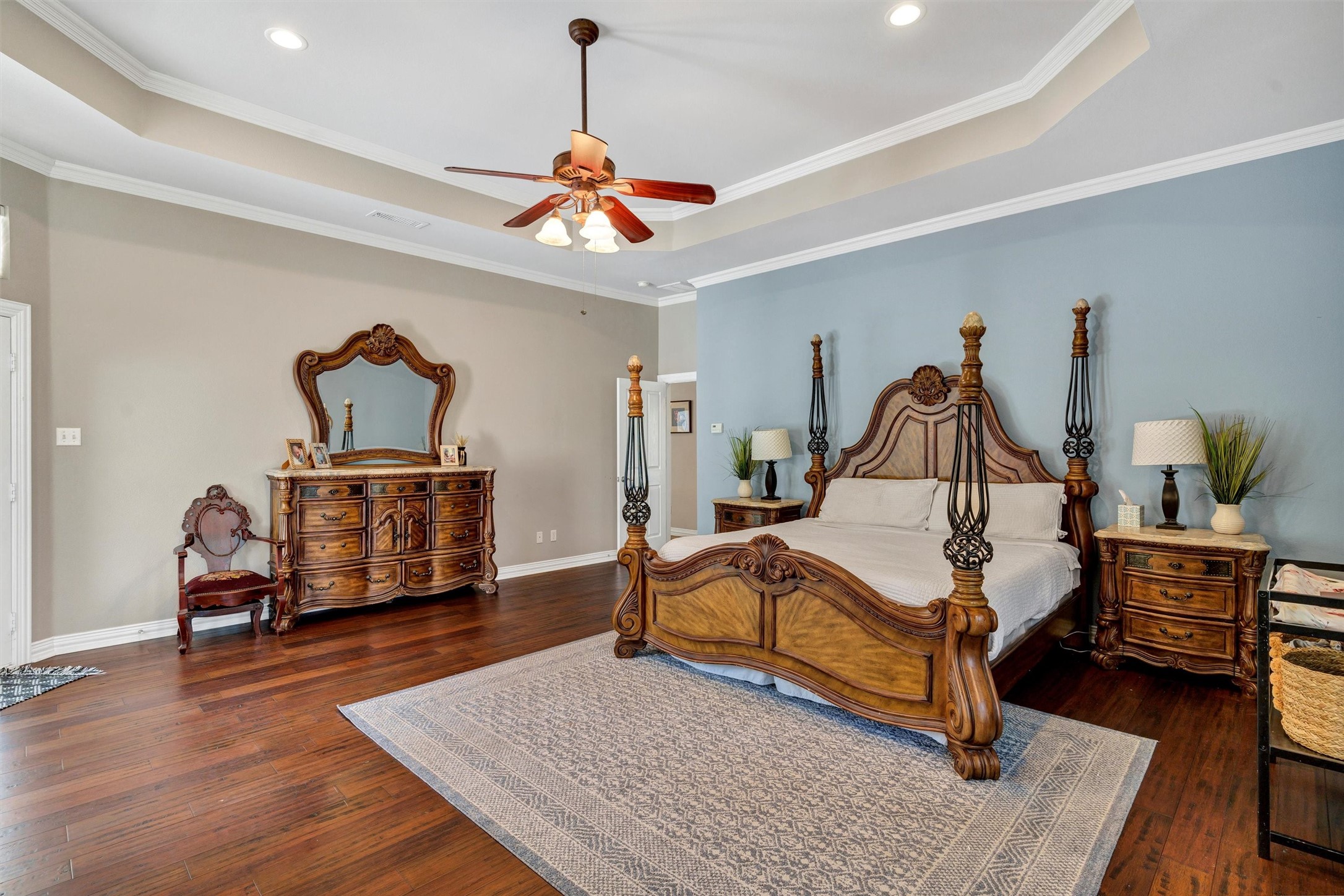 3404 Oak Leaf Drive