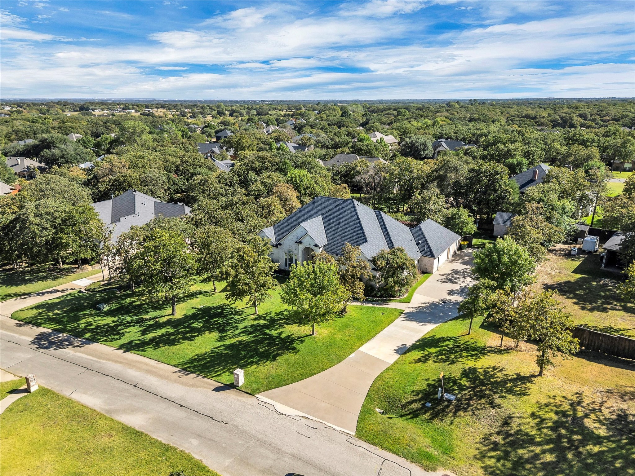 3404 Oak Leaf Drive