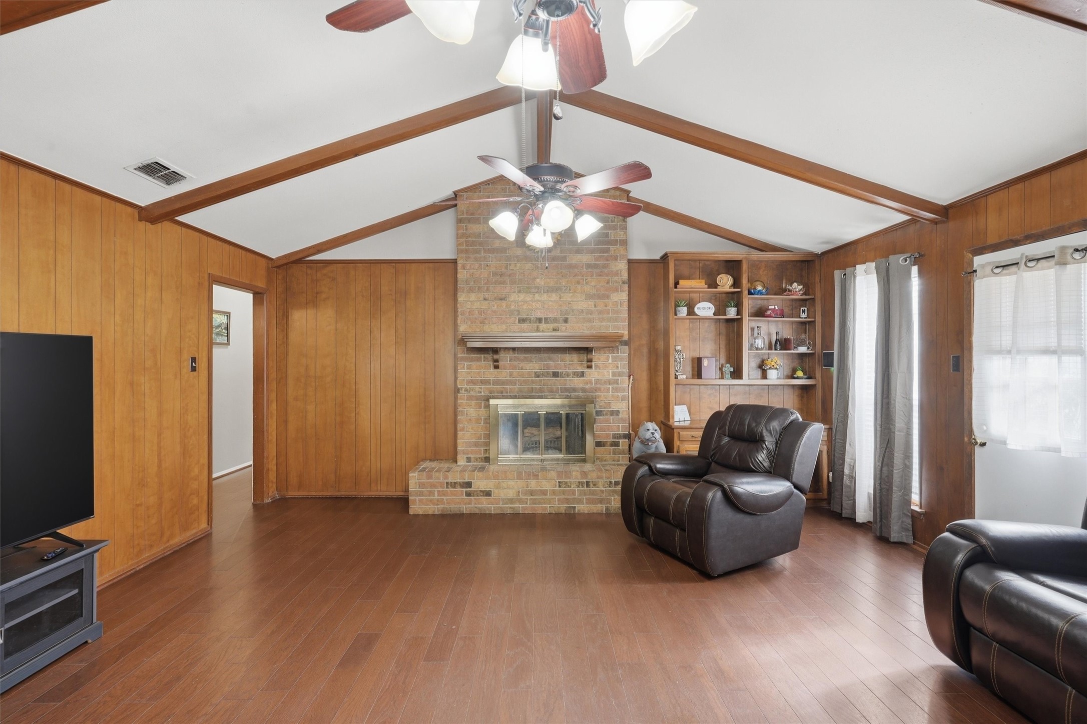 1325 Hemphill Drive
