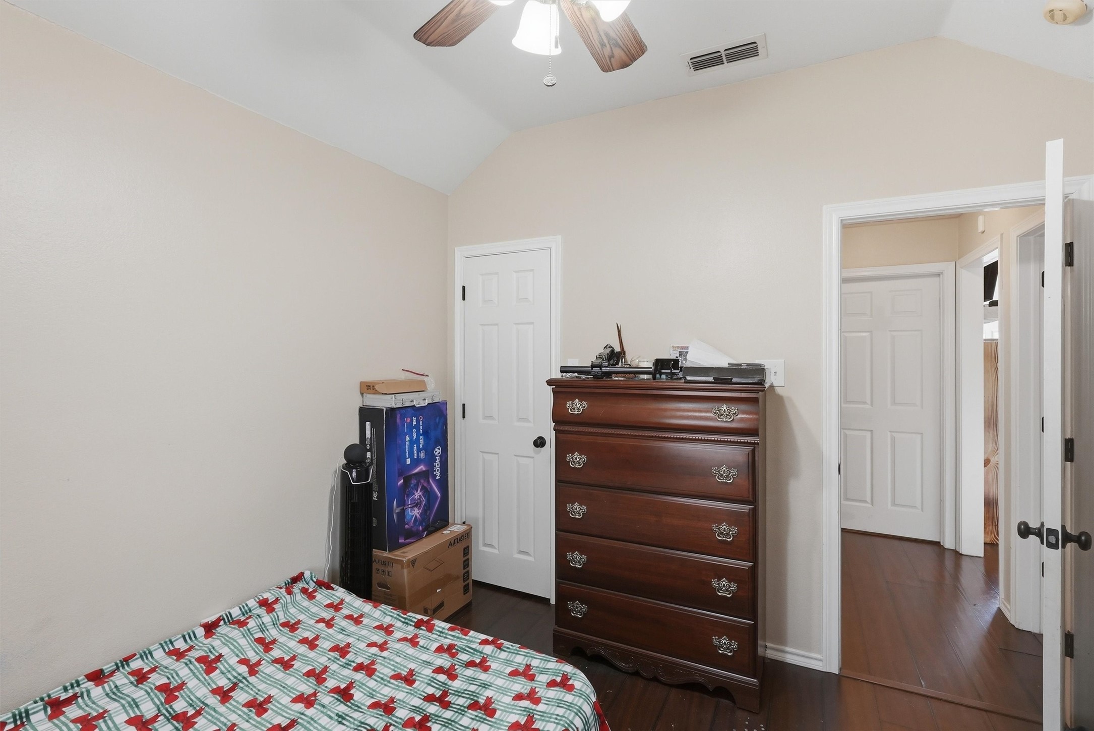 708 Hillcrest Drive