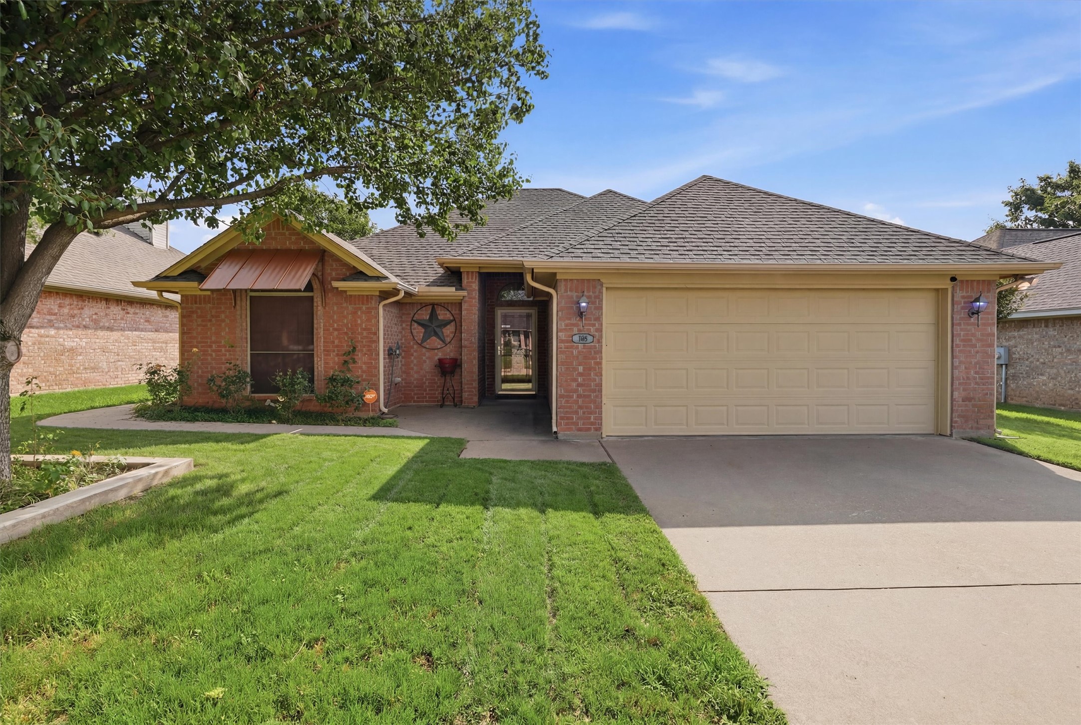 708 Hillcrest Drive