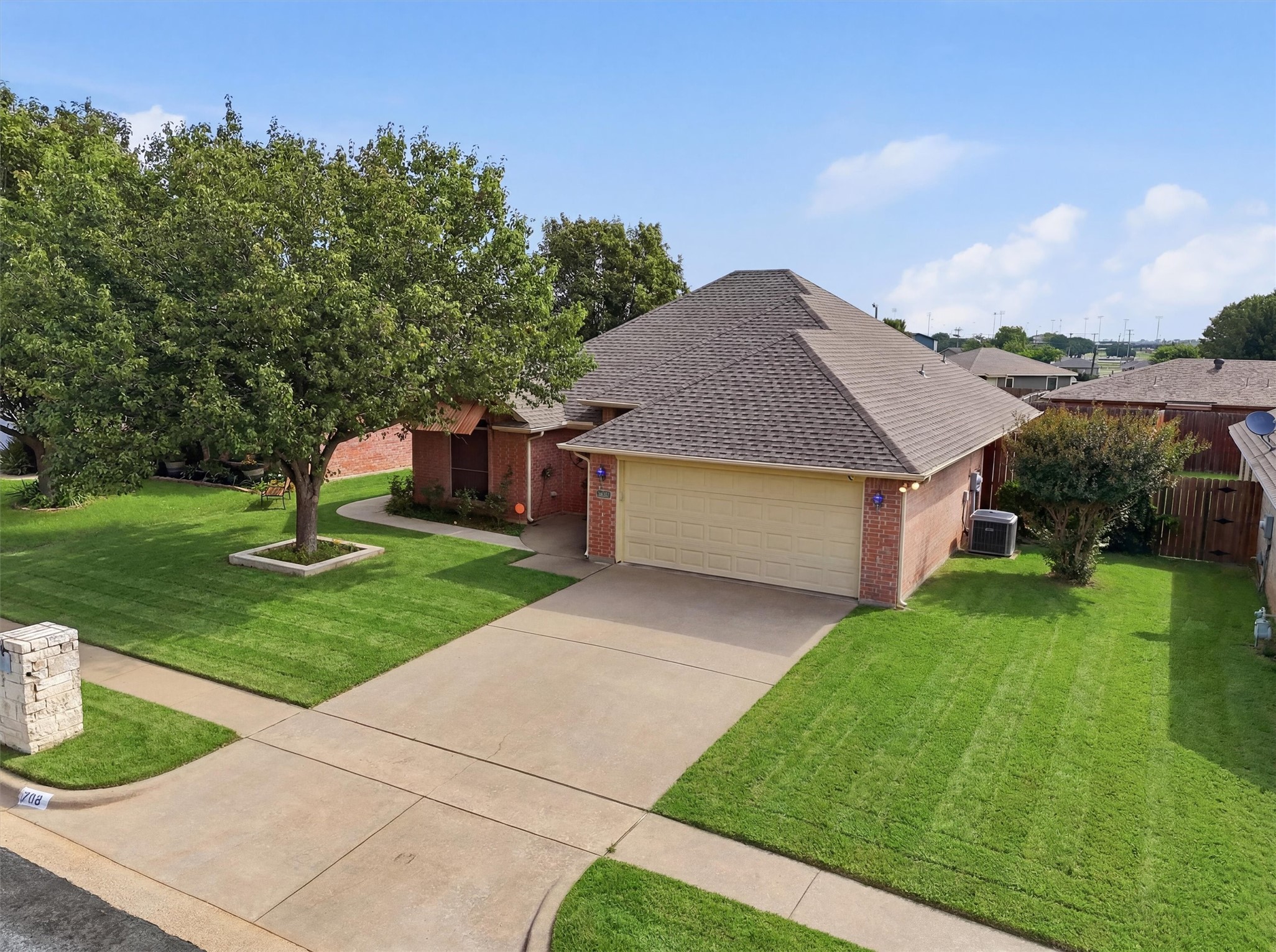 708 Hillcrest Drive