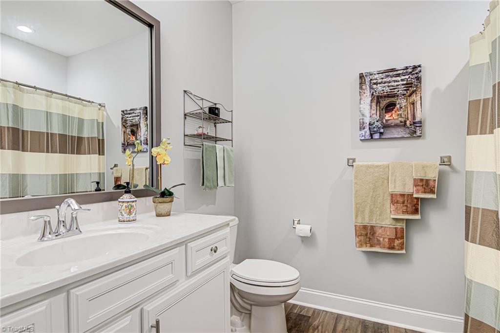 3760 Echo Forest Trail
