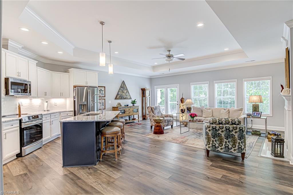 3760 Echo Forest Trail