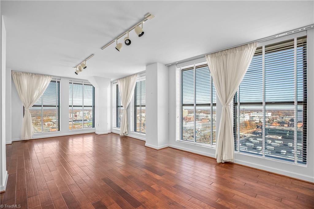 317 High Avenue # 14B