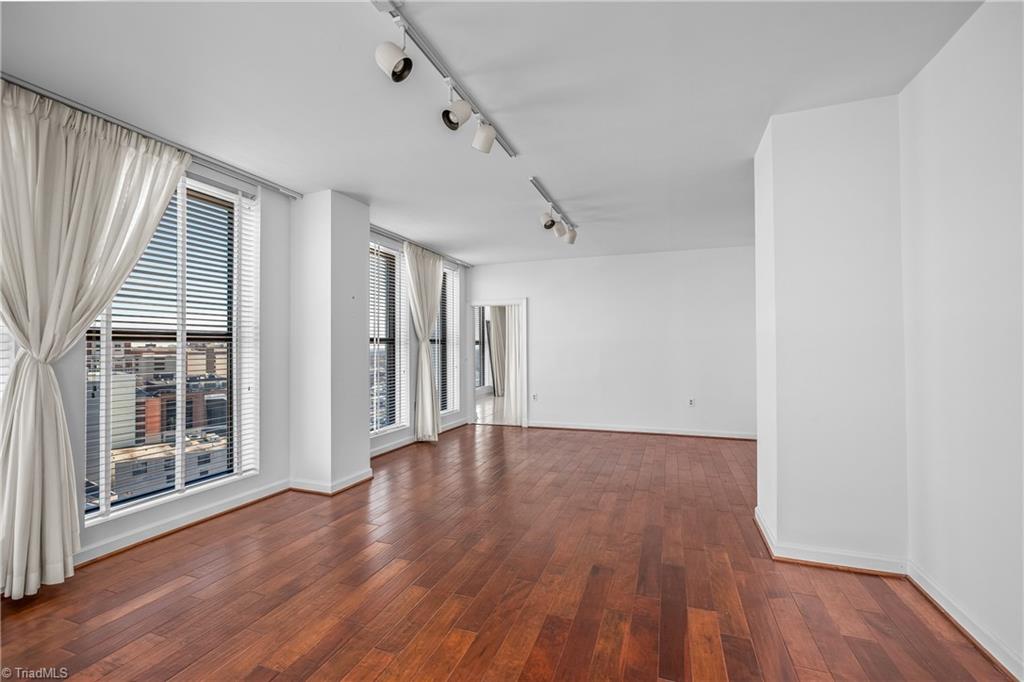 317 High Avenue # 14B