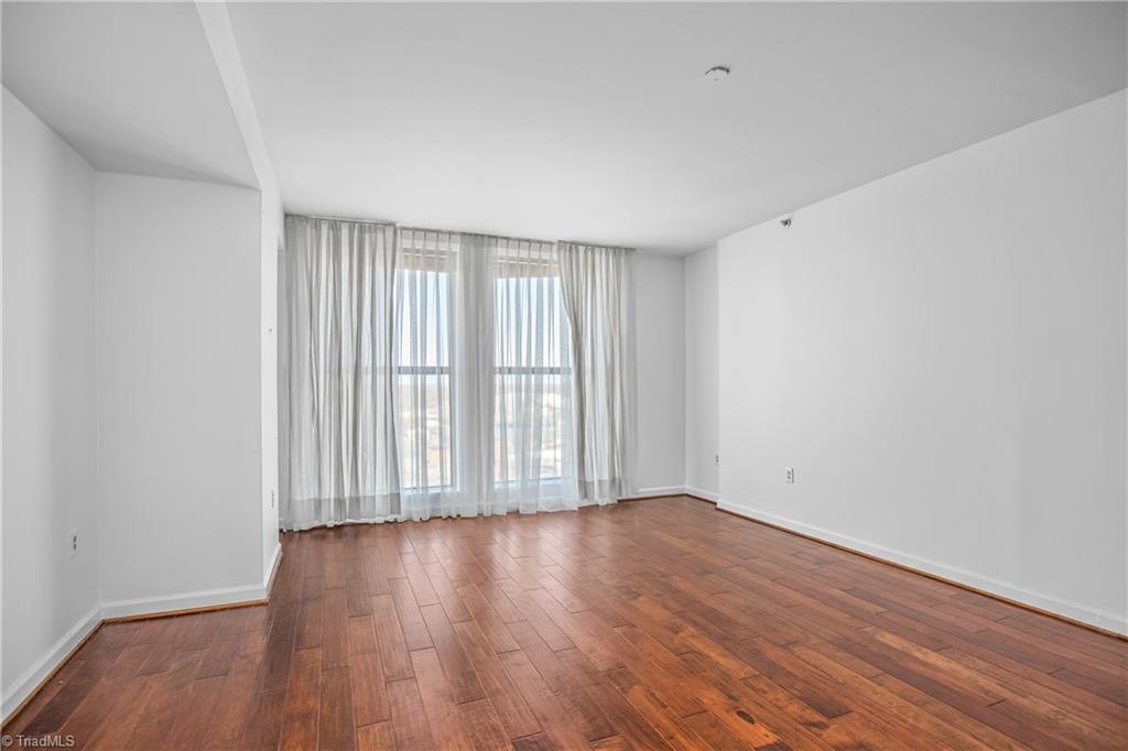 317 High Avenue # 14B