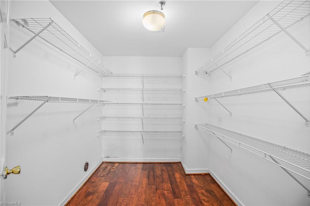 317 High Avenue # 14B