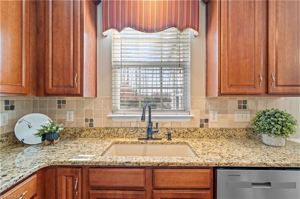 5200 Lager Court, McLeansville