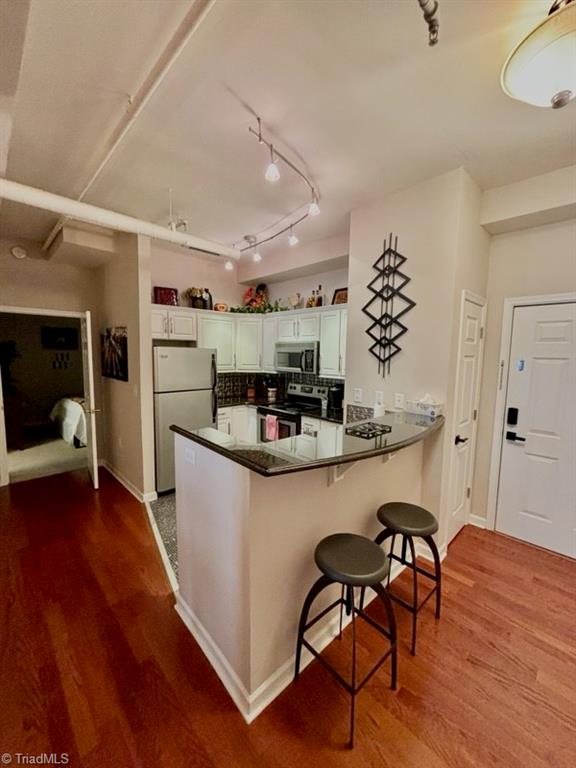 212 N Main Street # 2D