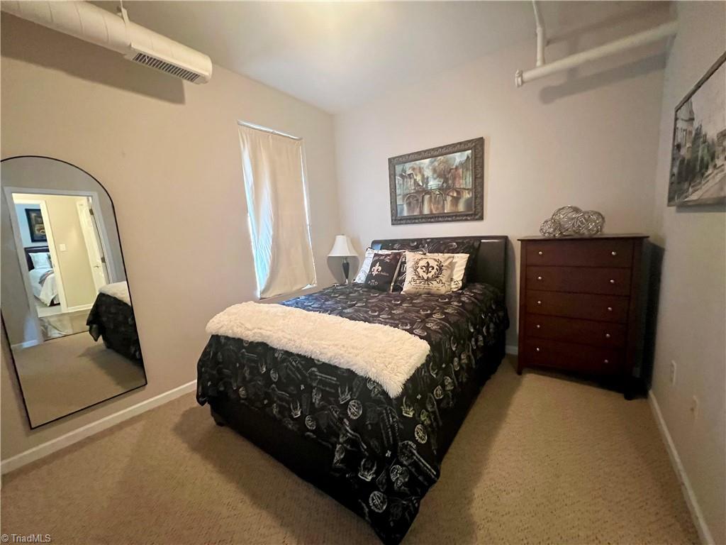 212 N Main Street # 2D