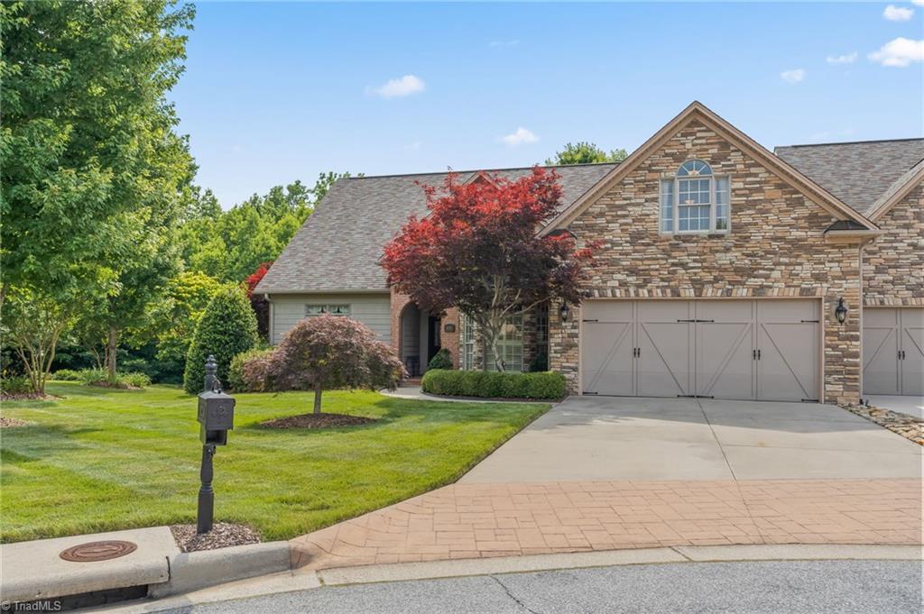 4131 Coachman's Court