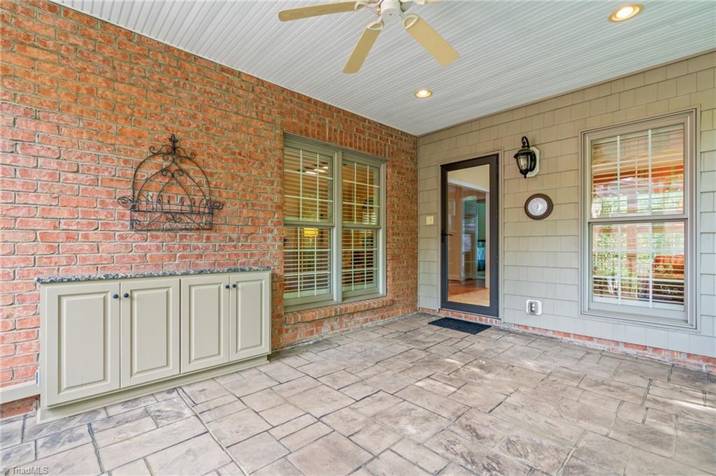 4131 Coachman's Court