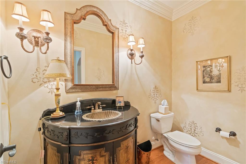 4131 Coachman's Court