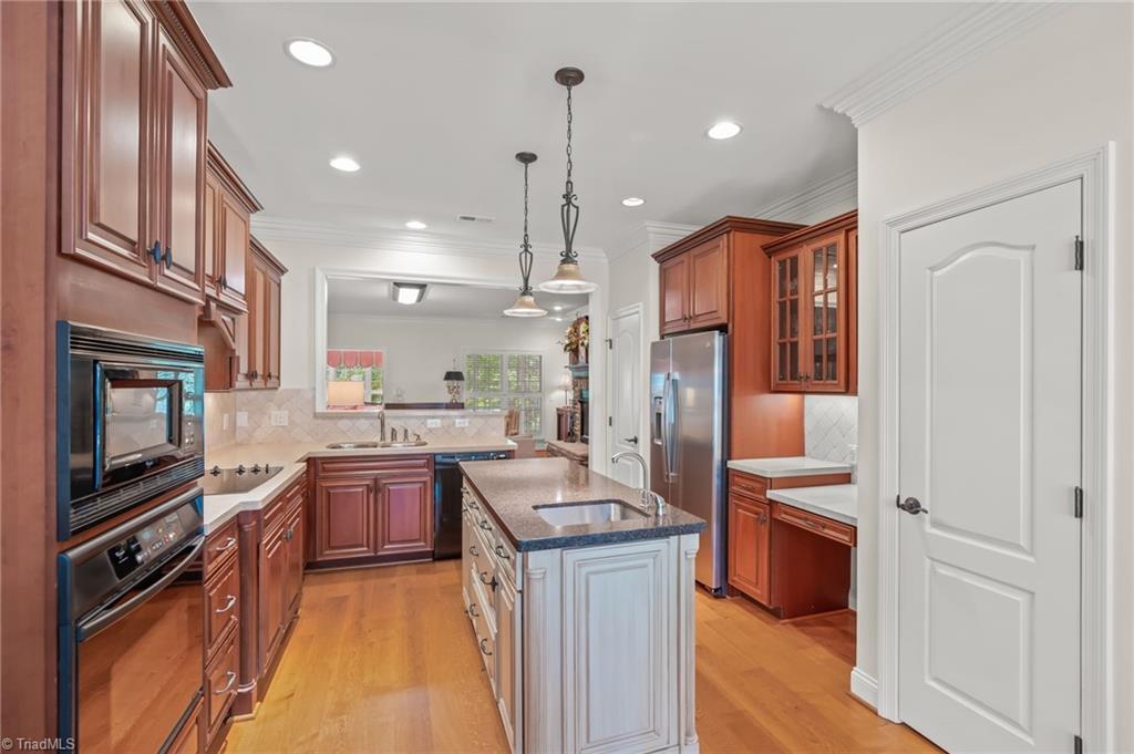 4131 Coachman's Court