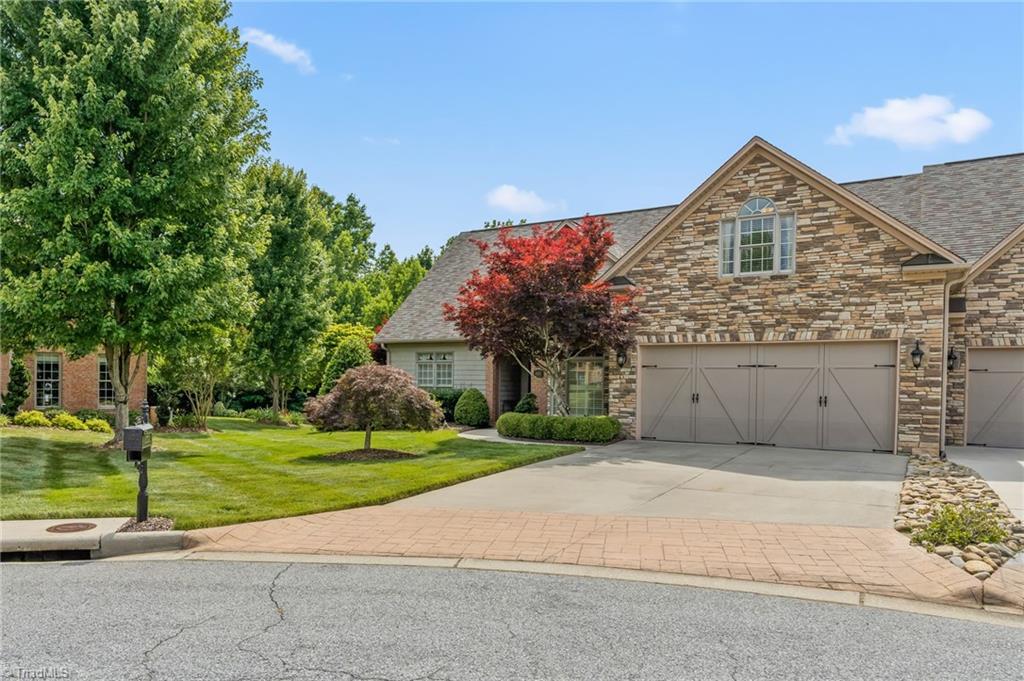 4131 Coachman's Court