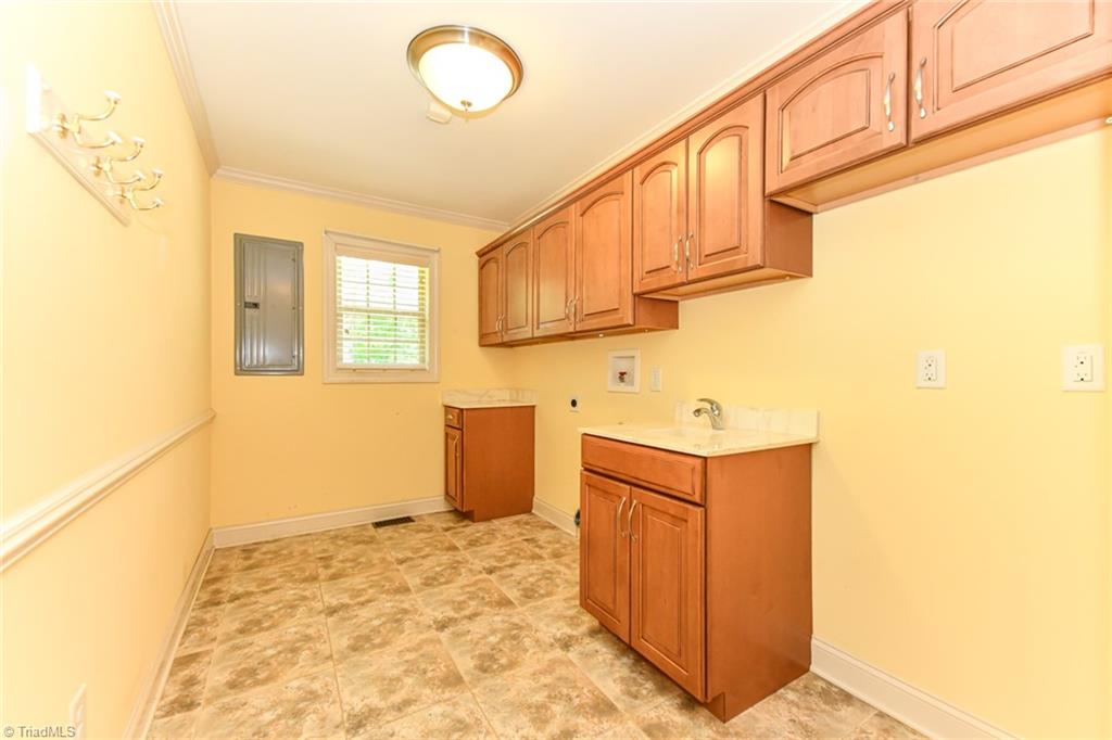 2626 Huffine Mill Road, McLeansville