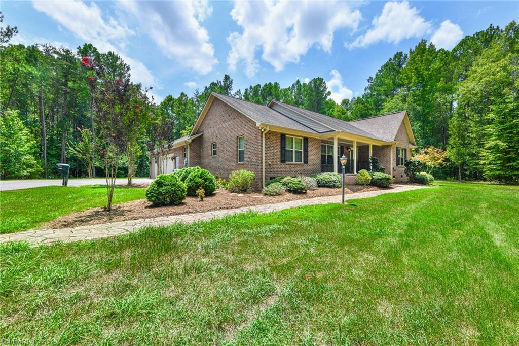 2626 Huffine Mill Road, McLeansville