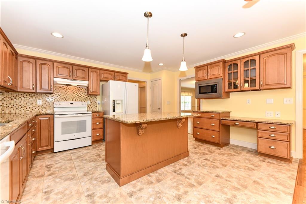 2626 Huffine Mill Road, McLeansville