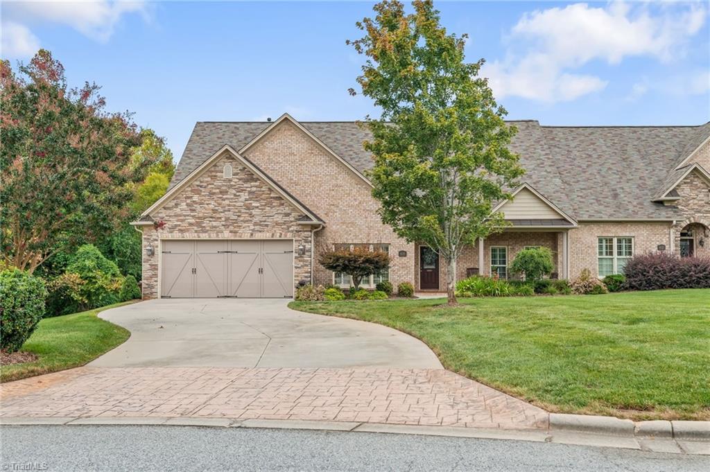 4135 Coachman's Court