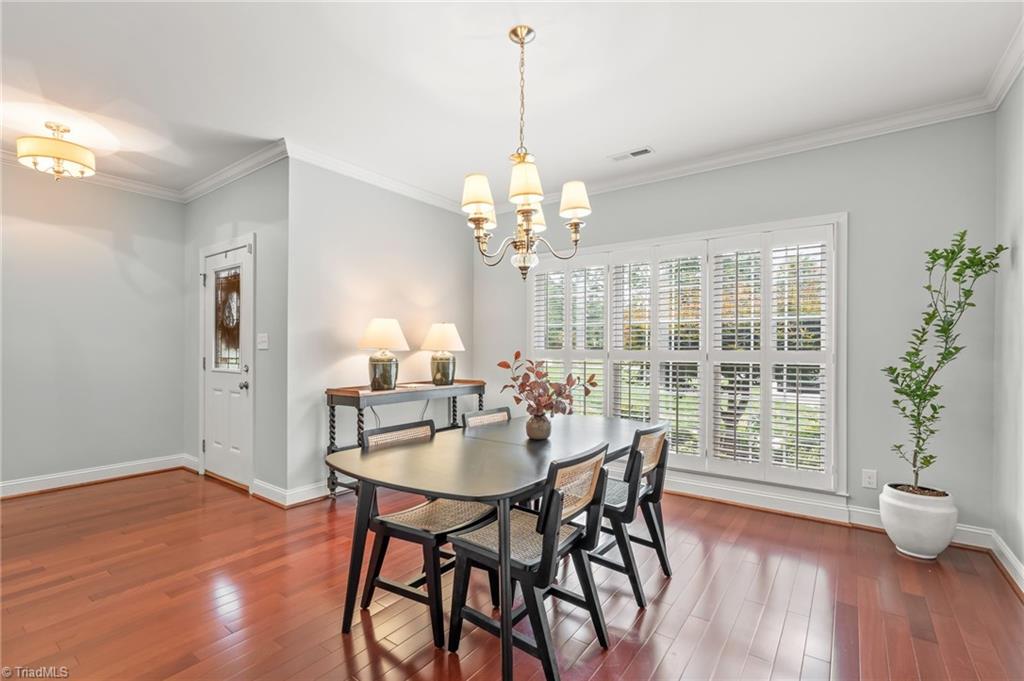 4135 Coachman's Court