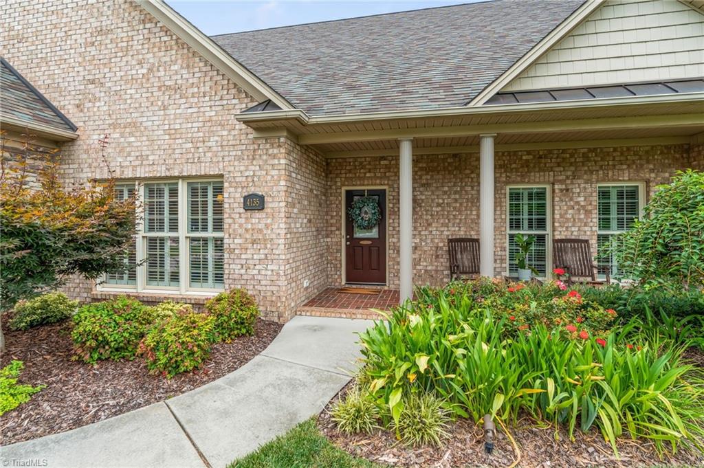 4135 Coachman's Court
