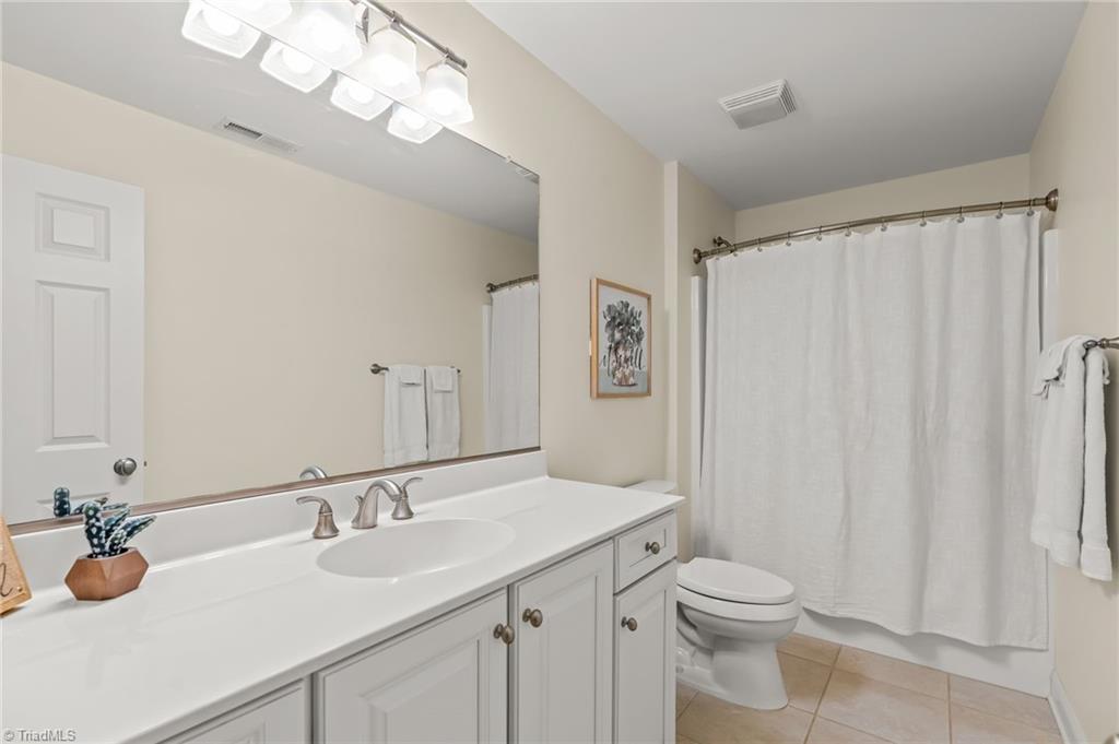 4135 Coachman's Court