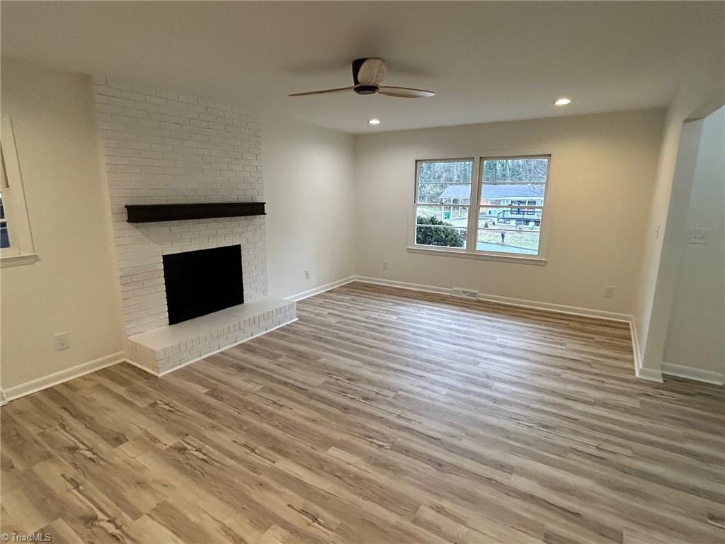 204 W Parris Avenue
