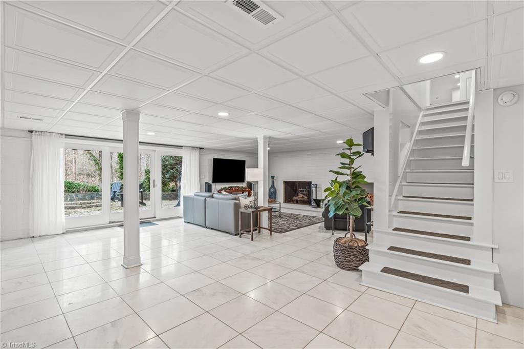 208 Shadow Valley Road