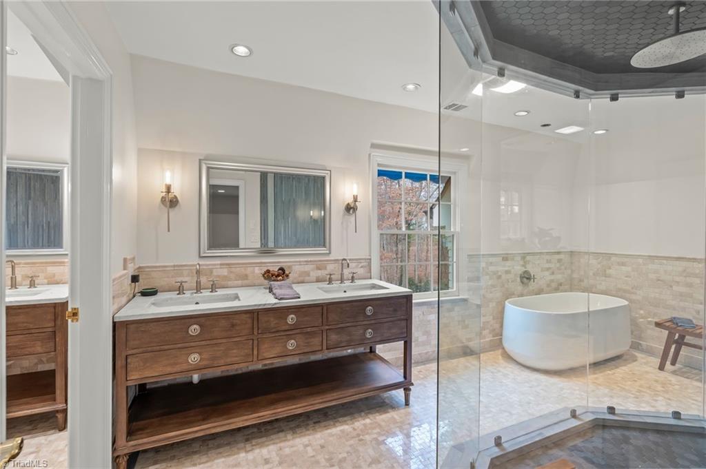 208 Shadow Valley Road