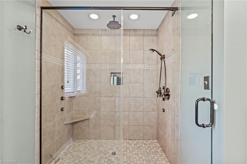 211 Cascade Drive