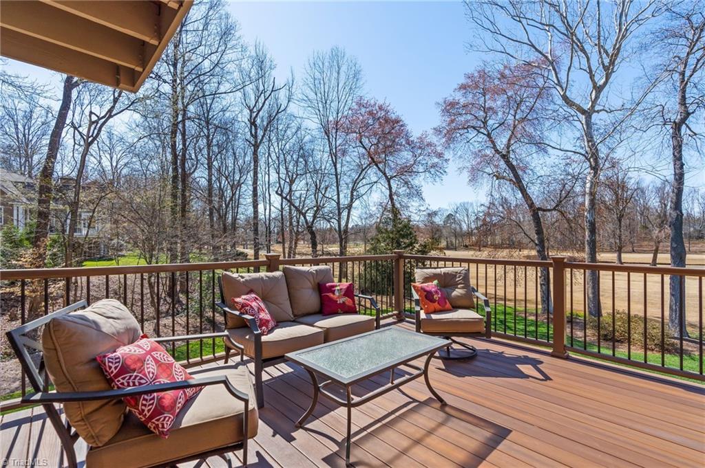 211 Cascade Drive