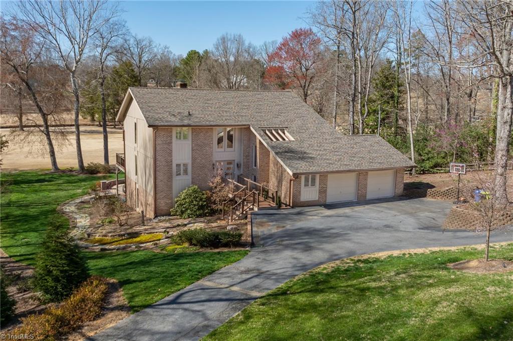 211 Cascade Drive