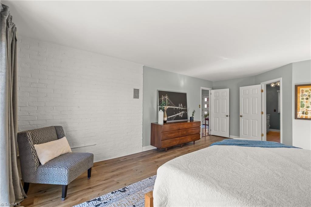 211 Cascade Drive
