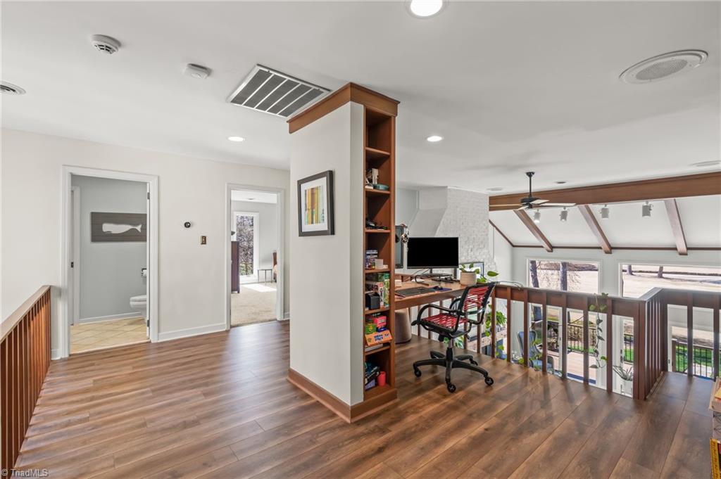 211 Cascade Drive