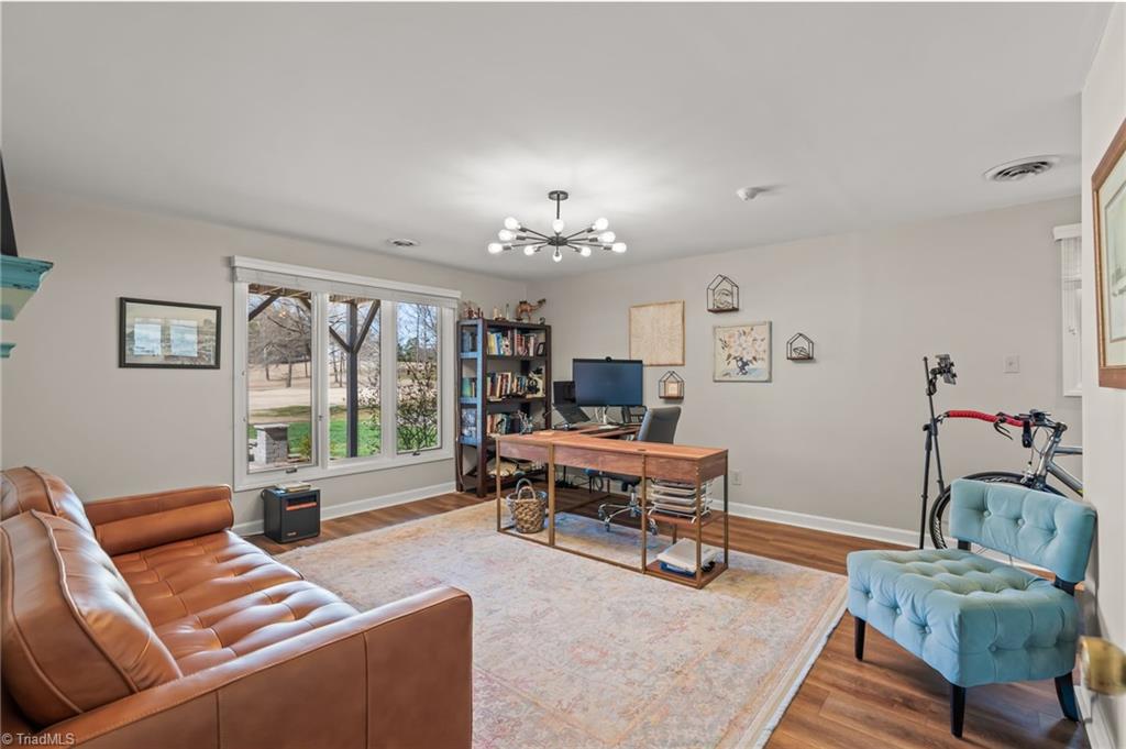 211 Cascade Drive