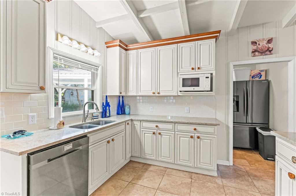 309 Shoreline Drive