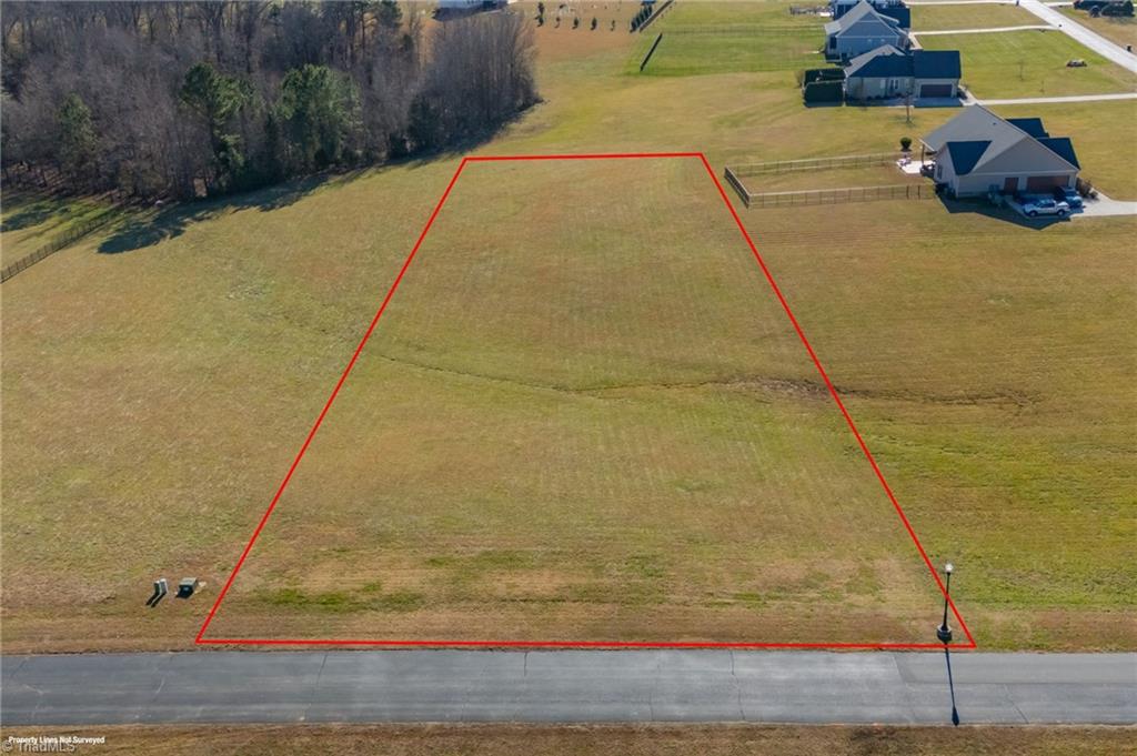 162 Houston's Hideaway