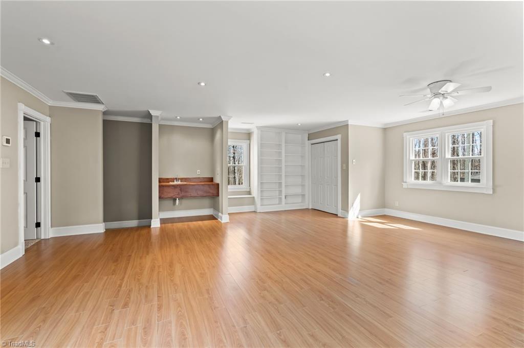 7902 Southerland Drive