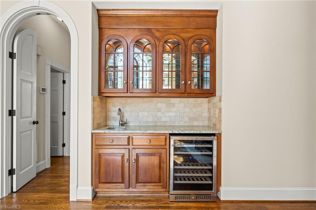 7902 Southerland Drive